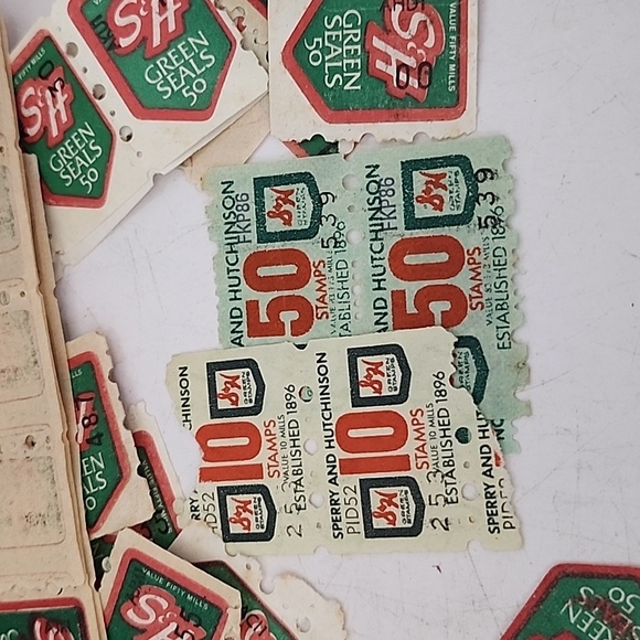 Vintage 80s S&H Green Stamps Lot W/ 1988 Catalog - Picture 5 of 13